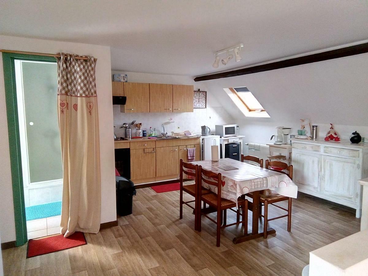 Au Trieu Hotel Wannebecq Ngoại thất bức ảnh